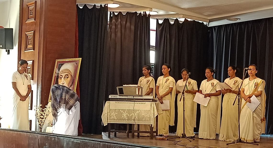 https://www.loretocollegebed.in/uploads/1769326832_I-1.jpg